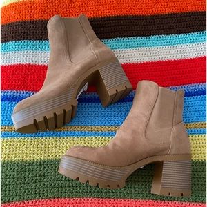 NWT nordstrom BP Jillyan Platform Boot